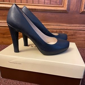 Navy heels Franco sarto sz 7.5